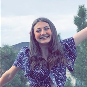 Meet your Posher, Bailey